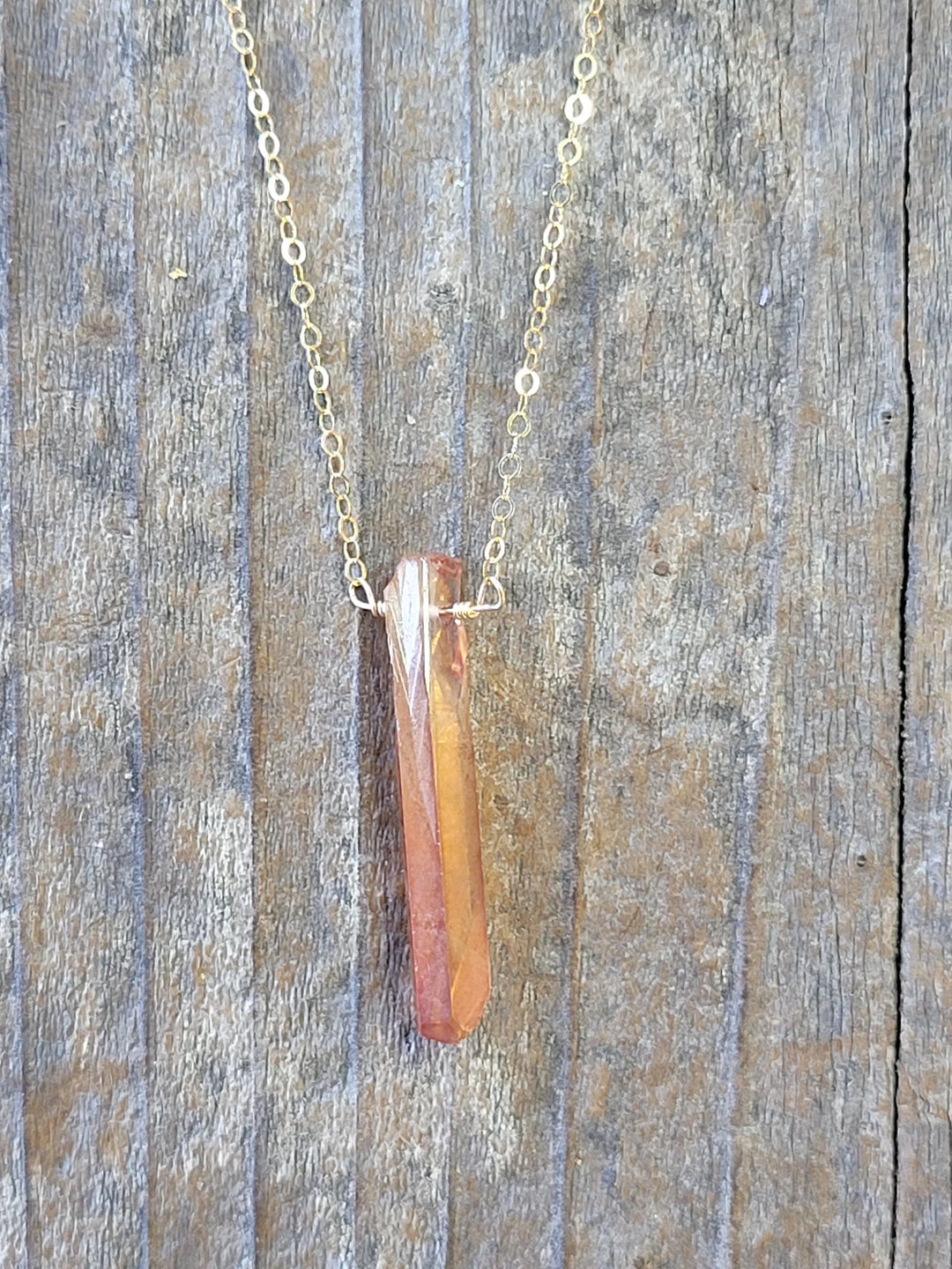 Deals β¨ A Blonde and Her Bag Jewelry π© women Single Raw Peach Quartz Crystal Pendant Necklace in Gold β€οΈ - Image 3