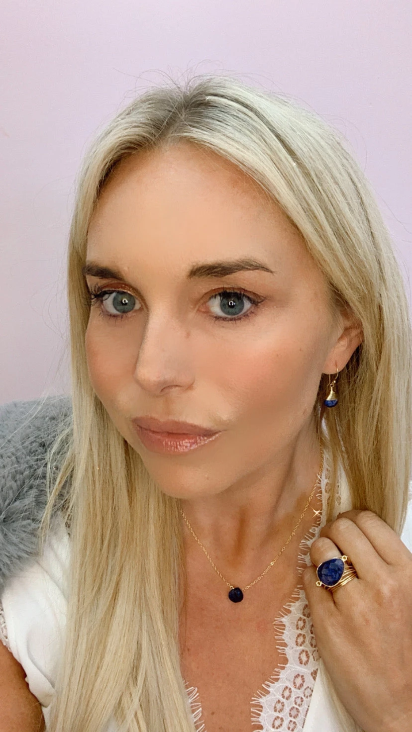 Wholesale βοΈ A Blonde and Her Bag Jewelry π© women Stephanie Delicate Drop Necklace in Sapphire - Brass Chain β€οΈ - Image 3