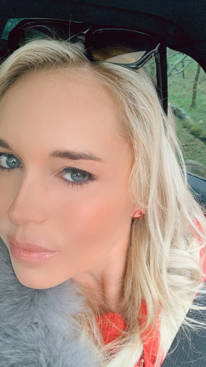 Buy โ๏ธ A Blonde and Her Bag Jewelry ๐ฉ women Stud Heart Earring in Red ๐ - Image 2